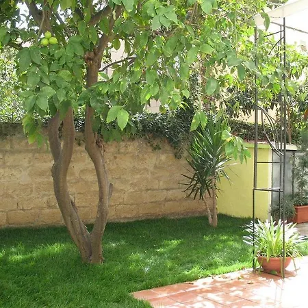 Il Giardinetto Bed & Breakfast 2*